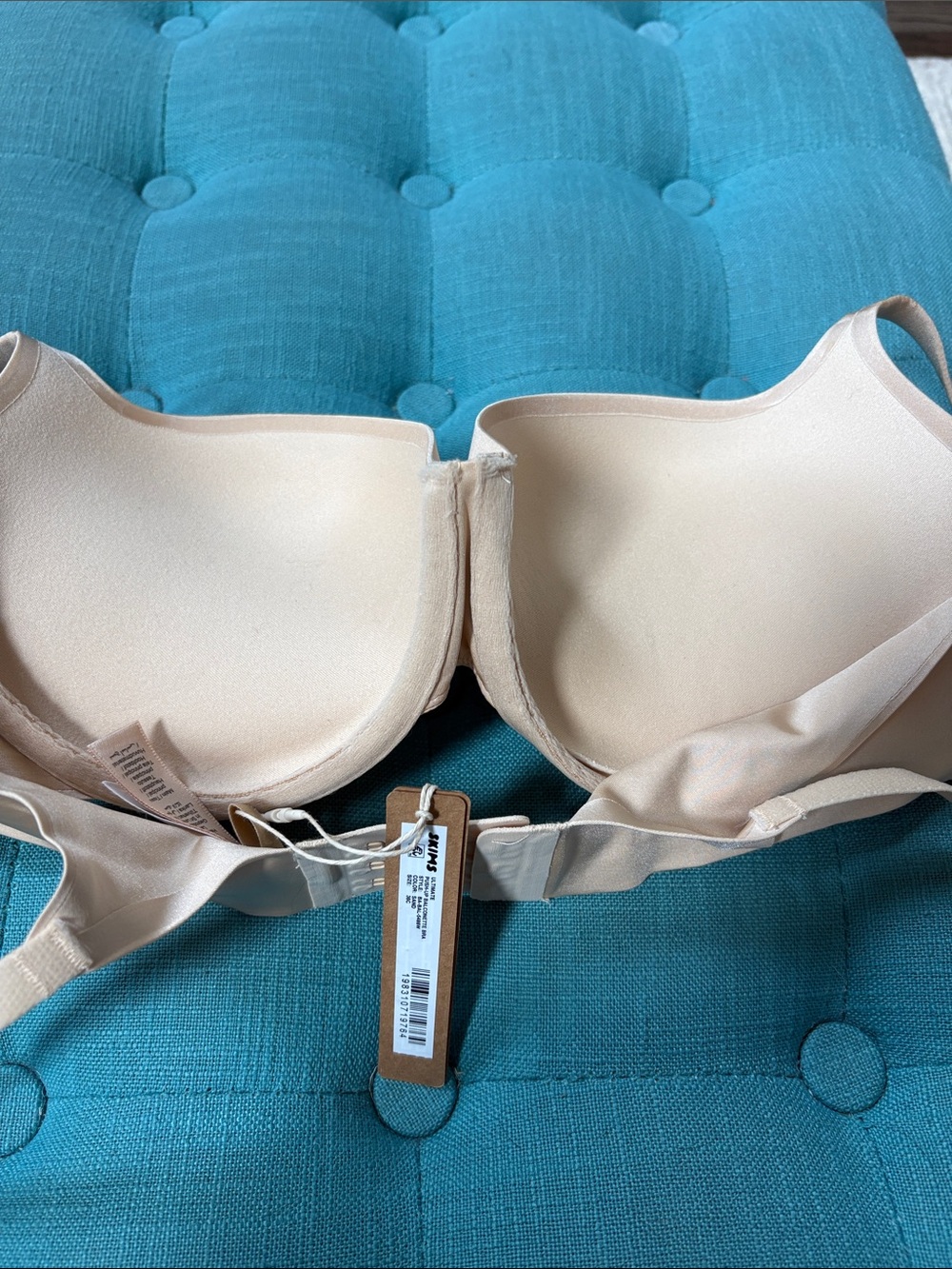 Skims ultimate pushup balconette Bra - Nude-36C-NEW - Picture 3 of 3
